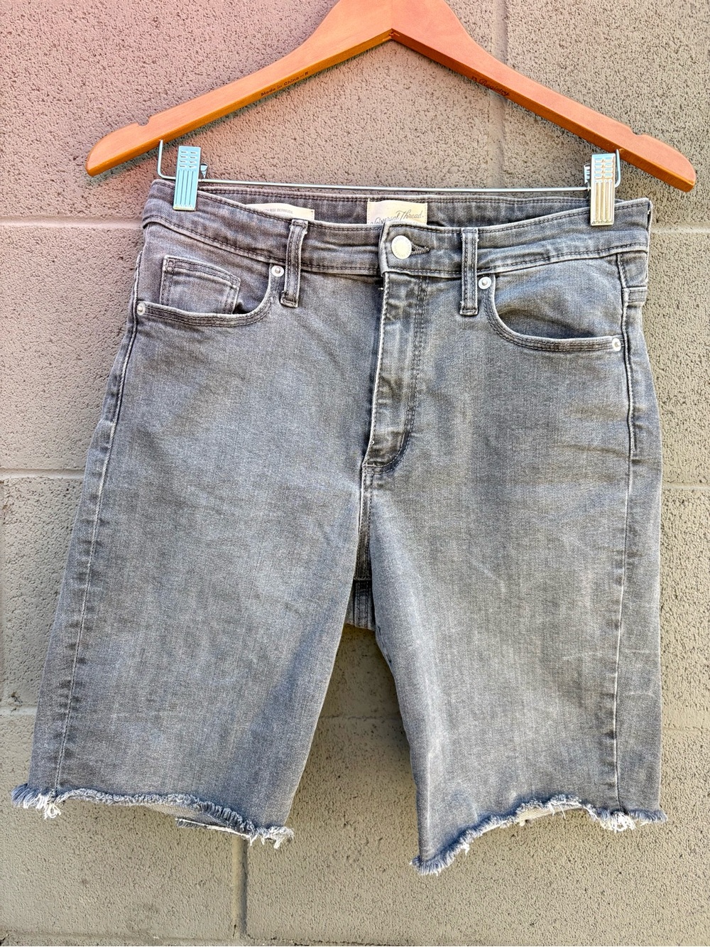 Universal Thread Gray Frayed Hem Denim Bermudas